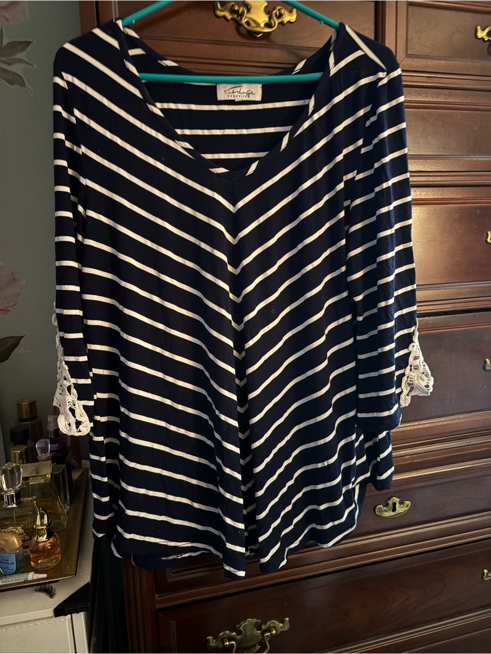 Lot of Women’s SHIRTS 4 Tops TOTAL sz XXL
